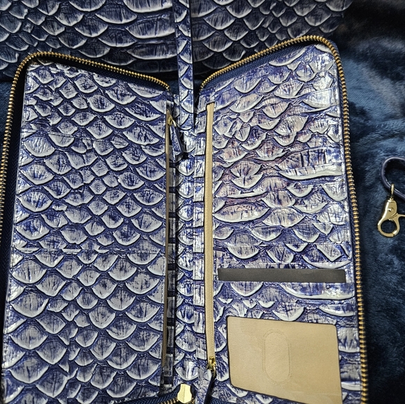 BRAHMIN Demin Cruz - Picture 3 of 11